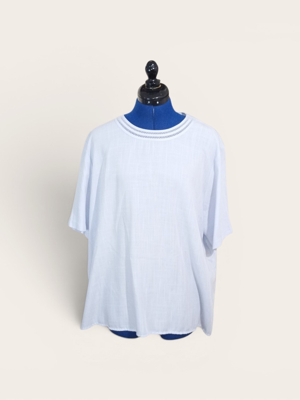 Vintage Light Blue Linen Blouse with Embroidered Neckline Size 2X